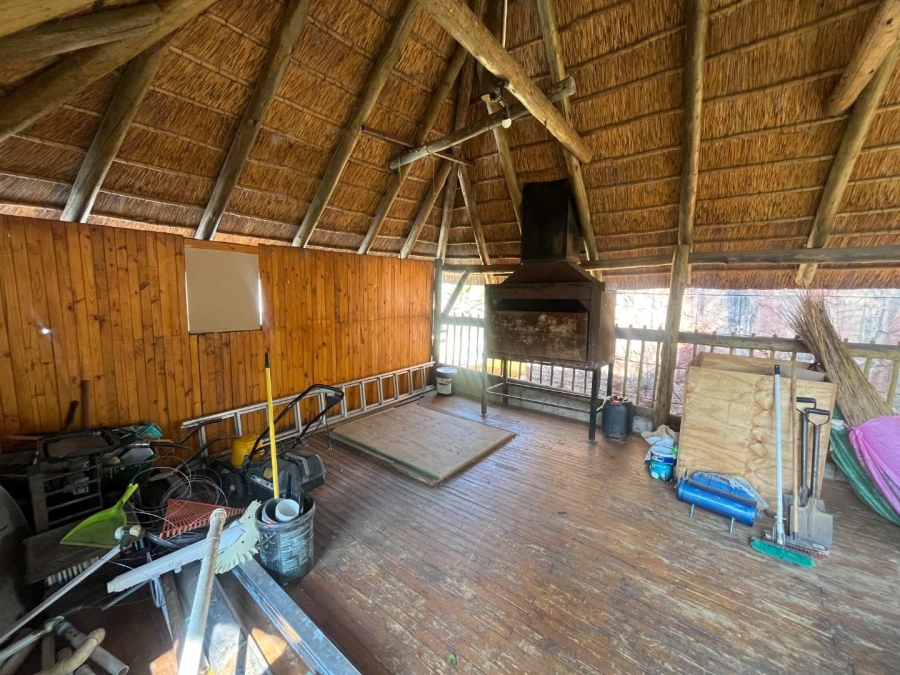 5 Bedroom Property for Sale in Die Rand Northern Cape